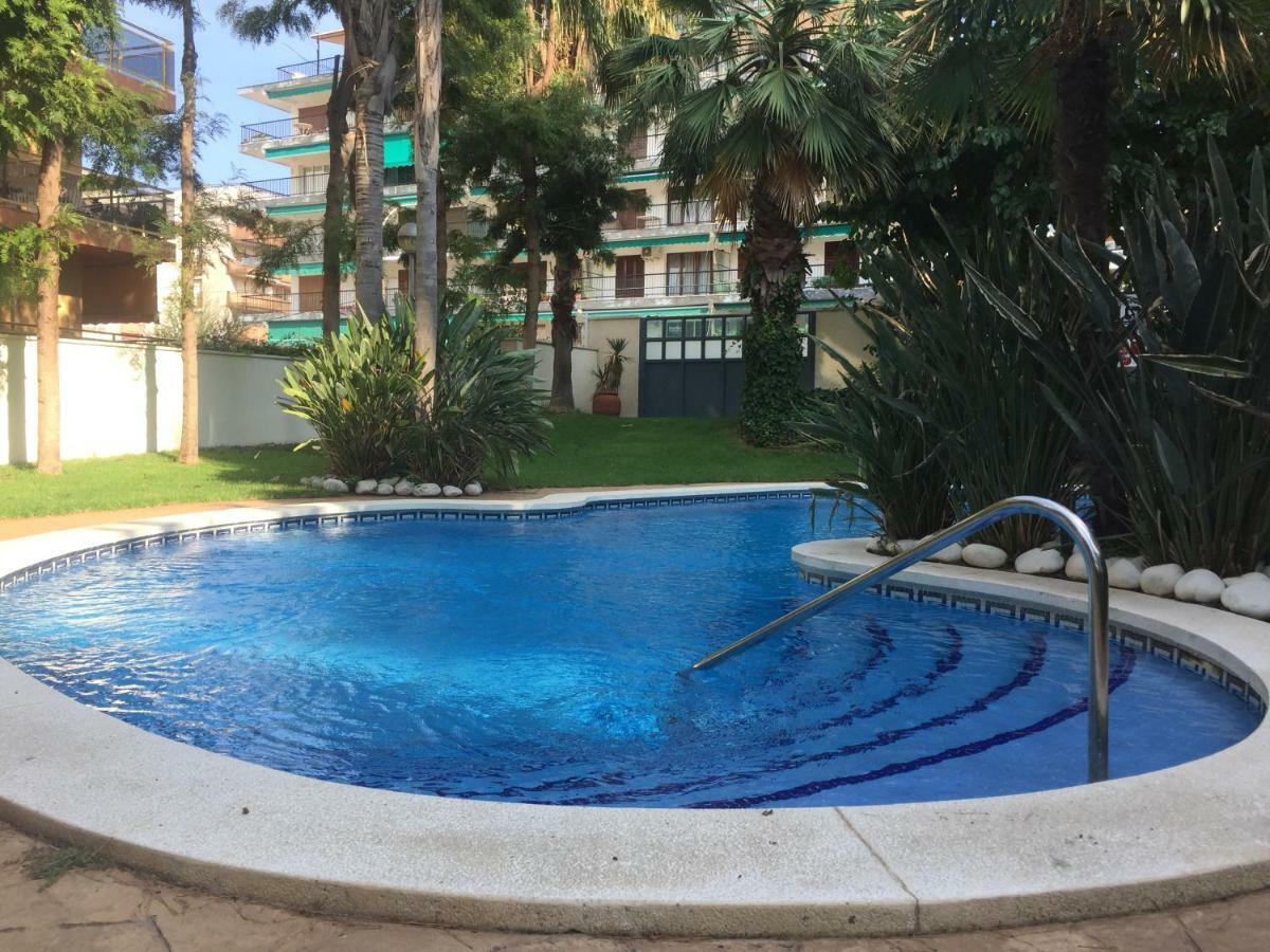 Apartamento En Playa Capellans Salou Bagian luar foto